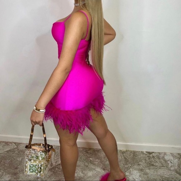 Custom Feather Dress! - Picture 2 of 4